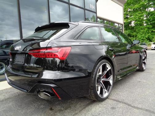 Black 2026 Audi RS 6 Avant 4.0T