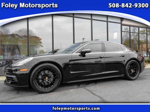 2018 Porsche Panamera 4S