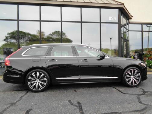 2021 Volvo V90 T6 Inscription