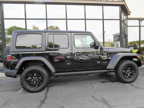 2022 Jeep Wrangler Unlimited Sport