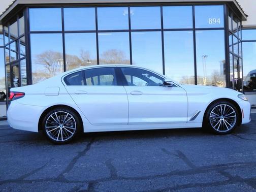White 2021 BMW 530 530i xDrive Sedan