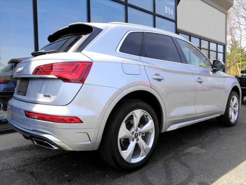 2022 Audi Q5 45 S line Premium Plus