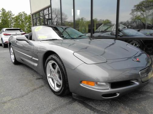 Gray 2004 Chevrolet Corvette Base