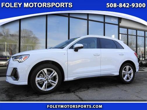 2024 Audi Q3 45 S line Premium Plus