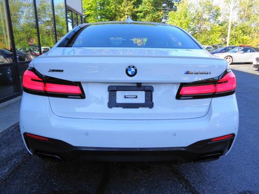 2022 BMW M550 i Xdrive