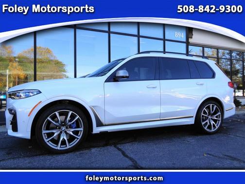 2022 BMW X7 M50i
