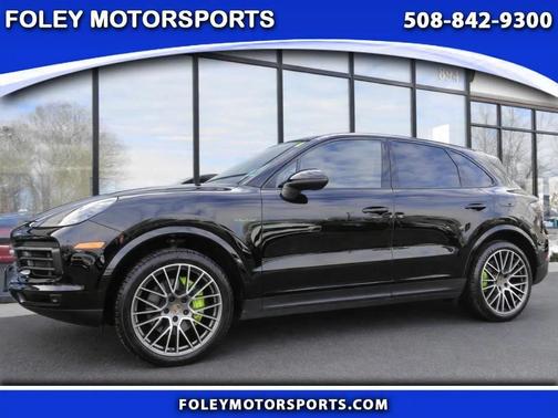 2022 Porsche Cayenne Cayenne E-Hybrid Platinum Edition