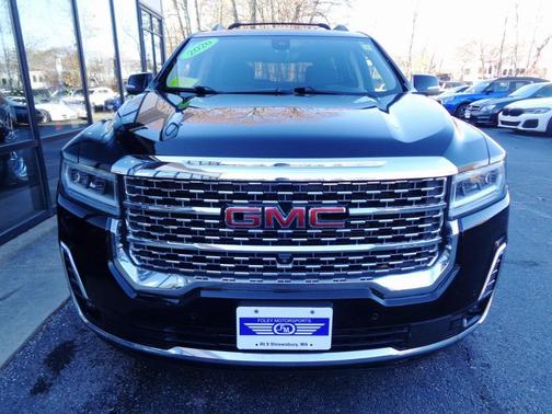 2020 GMC Acadia Denali