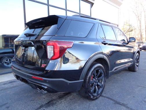 2022 Ford Explorer ST 4WD