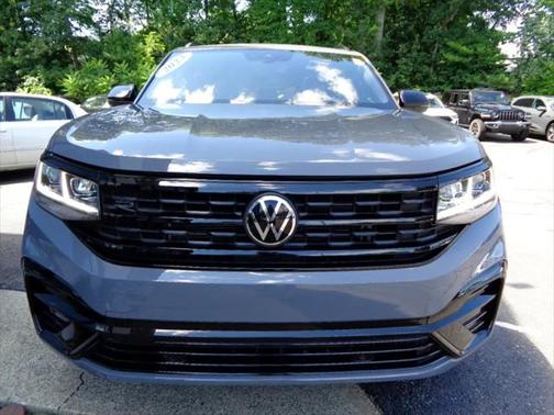 2023 Volkswagen Atlas Cross Sport 3.6L V6 SEL R-Line