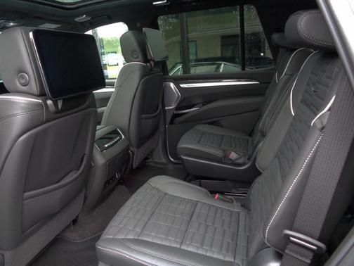2025 Cadillac Escalade V-Series