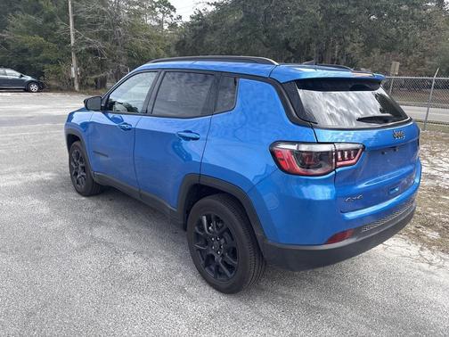 2025 Jeep Compass Latitude