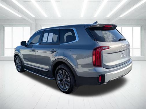 2024 Kia Telluride LX