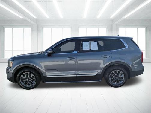 2024 Kia Telluride LX