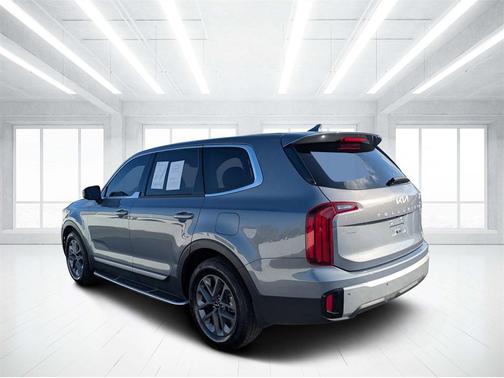 2024 Kia Telluride LX