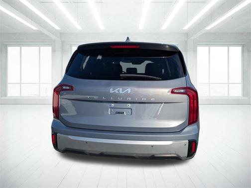 2024 Kia Telluride LX