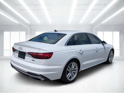 2024 Audi A4 45 S line Premium Plus