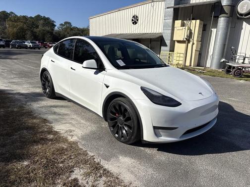 2022 Tesla Model Y Performance Dual Motor All-Wheel Drive