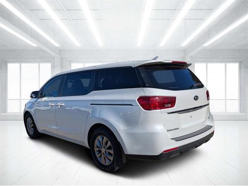 2021 Kia Sedona LX