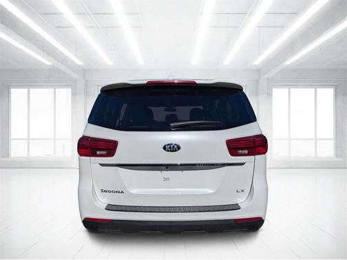 2021 Kia Sedona LX