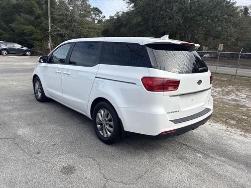2021 Kia Sedona LX