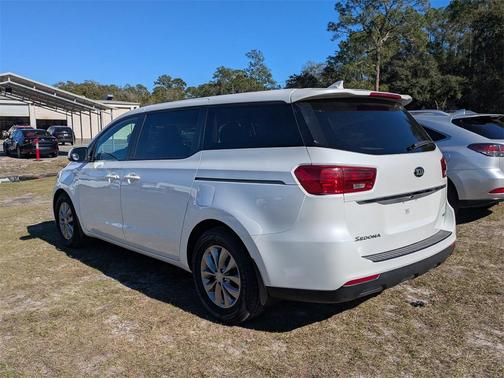 2021 Kia Sedona LX