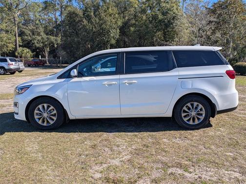 2021 Kia Sedona LX