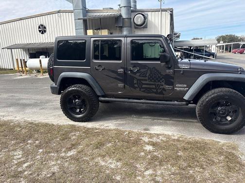 2017 Jeep Wrangler Unlimited Sahara