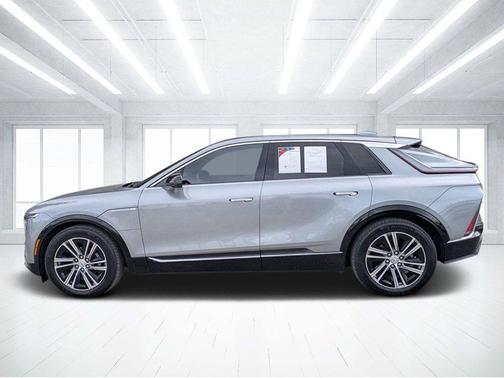 2024 Cadillac LYRIQ Luxury