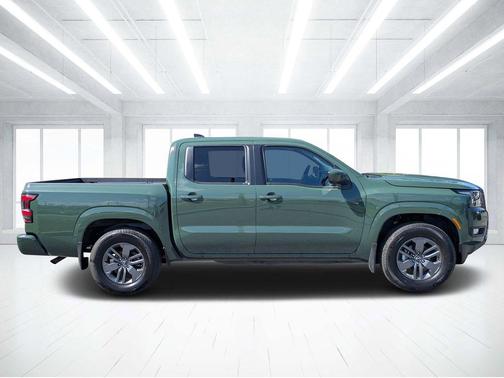 Green Metallic 2025 Nissan Frontier SV