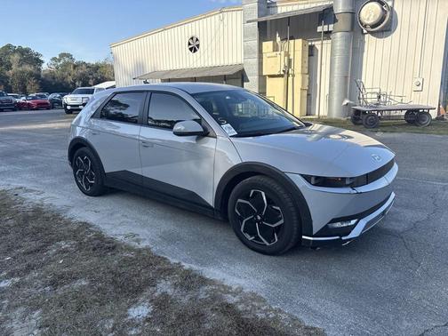 2024 Hyundai IONIQ 5 SEL