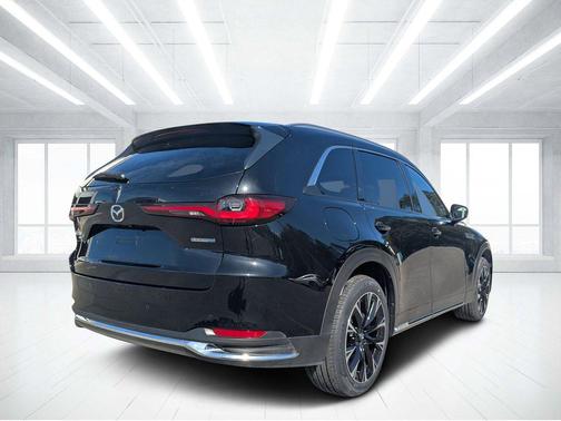 2025 Mazda CX-90 PHEV Premium Plus