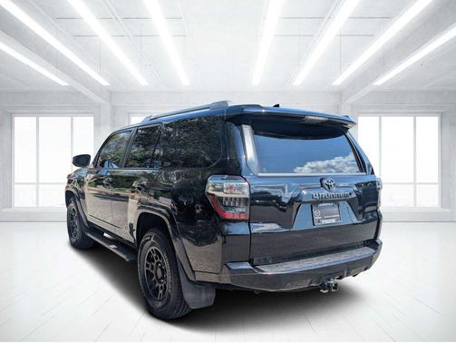 Midnight Black Metallic 2017 Toyota 4Runner SR5 Premium