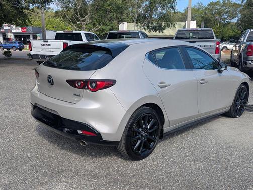 Quartz Metallic 2024 Mazda Mazda3 2.5 S Select Sport