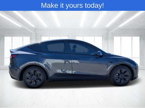 2025 Tesla Model Y Long Range Dual Motor Rear-Wheel Drive