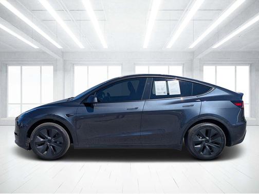 2025 Tesla Model Y Long Range Dual Motor Rear-Wheel Drive