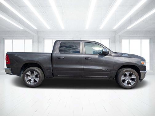 Granite Crystal Metallic Clearcoat 2024 RAM 1500 Laramie