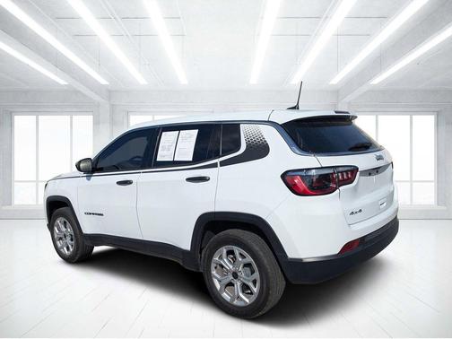 2025 Jeep Compass Sport