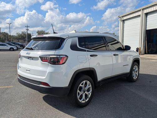 2025 Jeep Compass Sport
