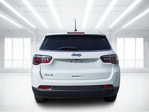 2025 Jeep Compass Sport