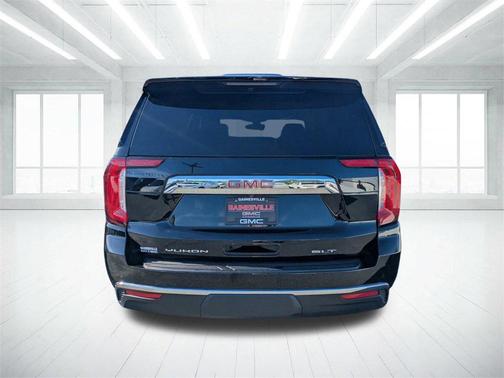 2022 GMC Yukon SLT