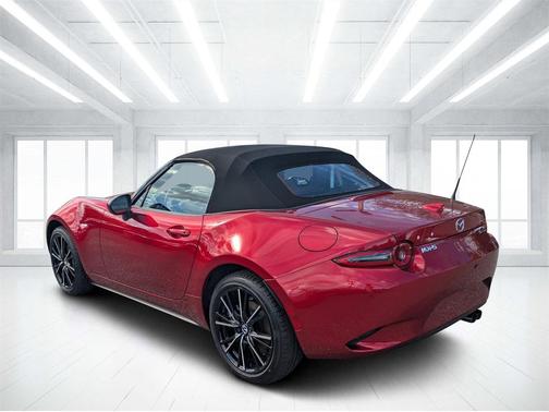 2025 Mazda MX-5 Miata Grand Touring