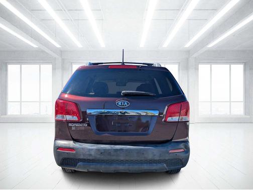 2011 Kia Sorento LX