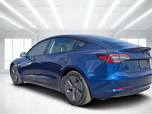 2023 Tesla Model 3 Standard Range