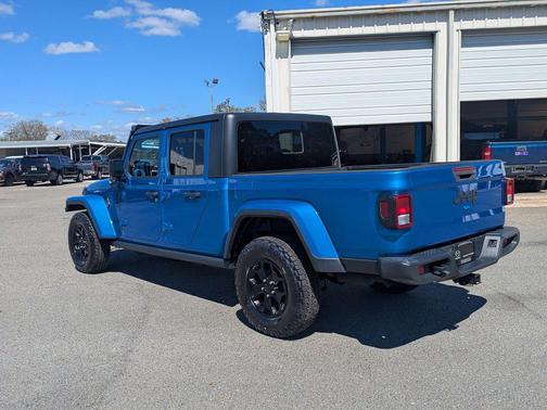 2021 Jeep Gladiator Willys 4x4