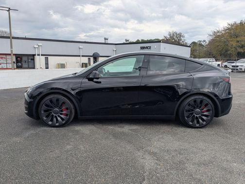 2024 Tesla Model Y Performance Dual Motor All-Wheel Drive