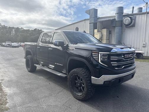 2022 GMC Sierra 1500 SLT