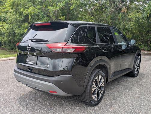 Super Black 2023 Nissan Rogue SV