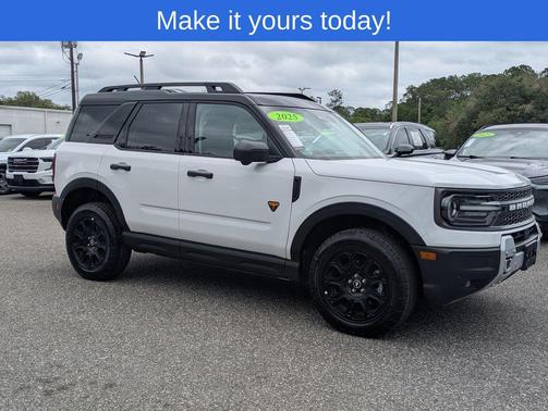 Oxford White 2025 Ford Bronco Sport Badlands