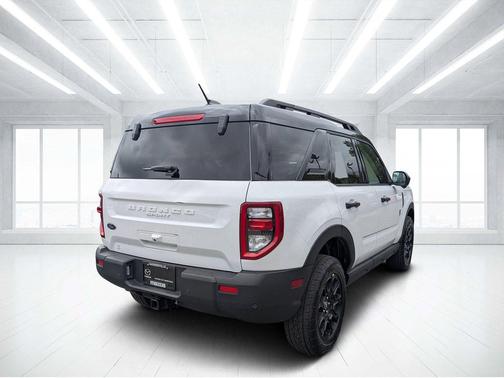Oxford White 2025 Ford Bronco Sport Badlands